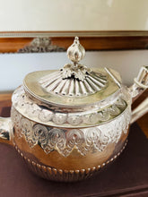 Load image into Gallery viewer, English Antique silver plated Teapot
