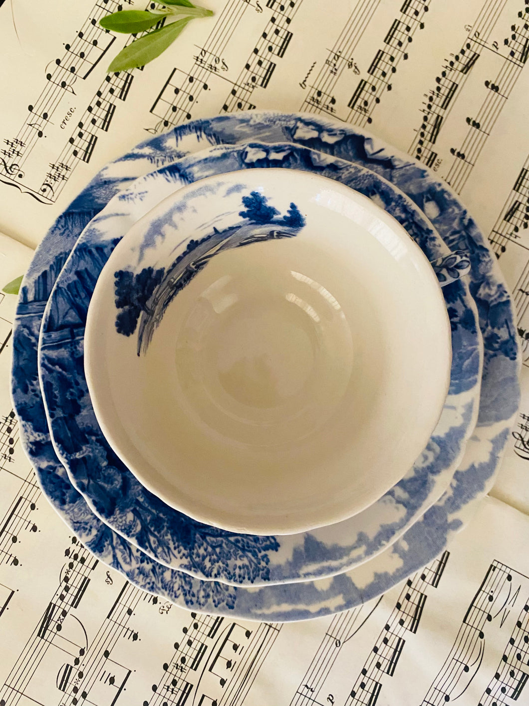 Alfred Meakin antique blue and white teacup trio