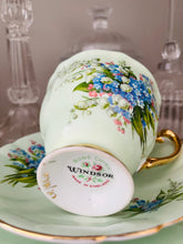 Load image into Gallery viewer, Windsor china Tea for 2 Set ‘Lily of the valley’
