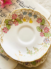 Load image into Gallery viewer, Tuscan china 1940s floral teacup trio
