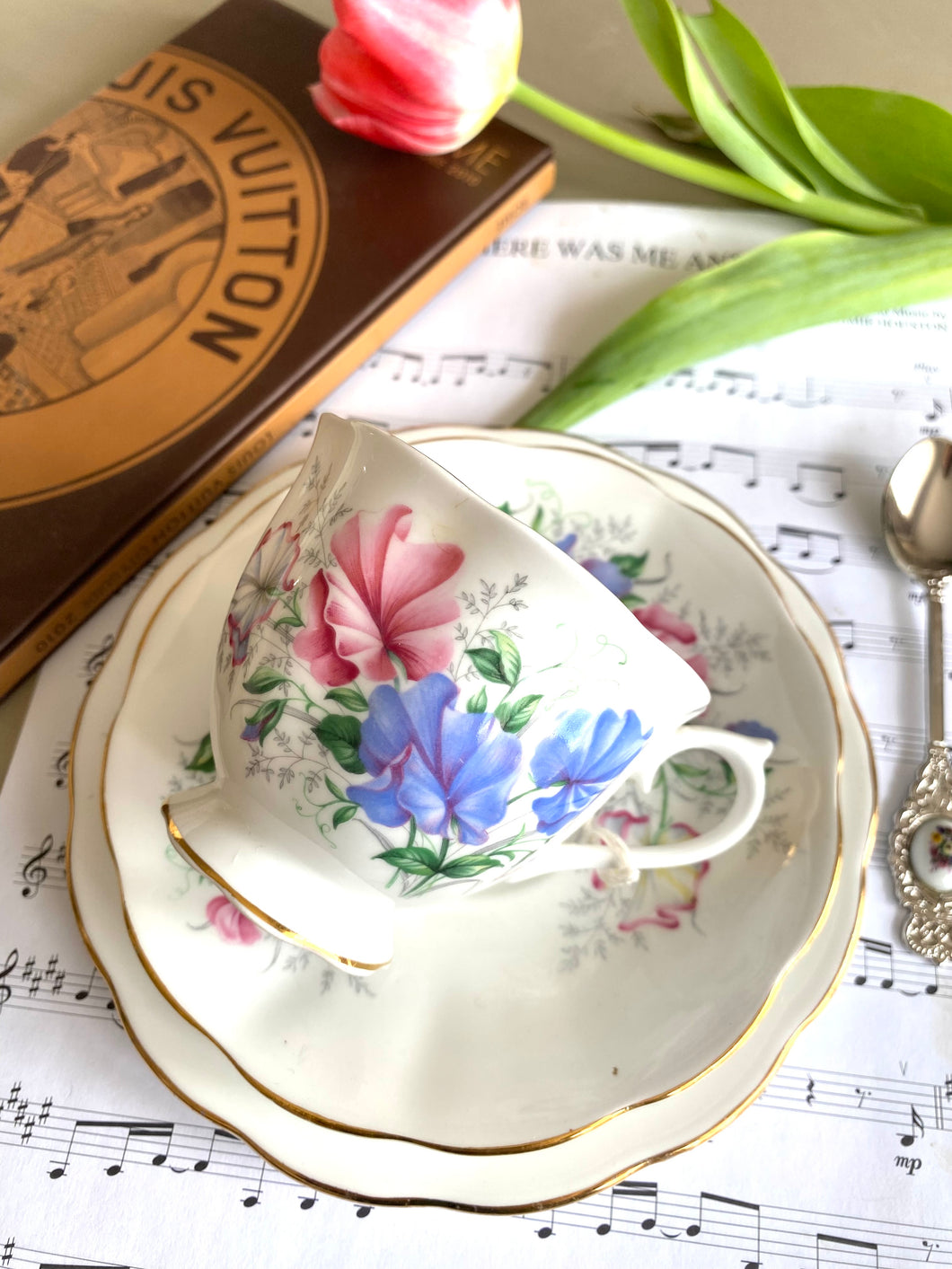 Royal Albert Teacup trio ‘Sweet Pea’