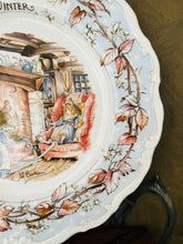 Load image into Gallery viewer, Royal Doulton Bramley Hedge decorative plate Winter
