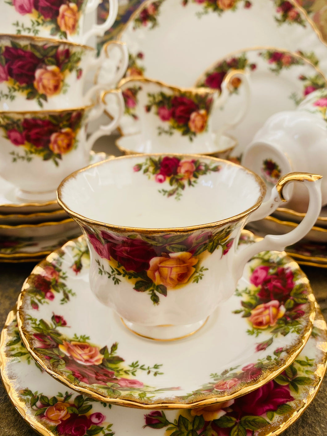 Royal Albert old country roses teaset for 6