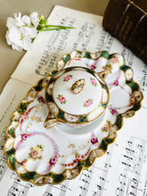 Load image into Gallery viewer, Vintage Japanese serving dish with matching central lidded pot
