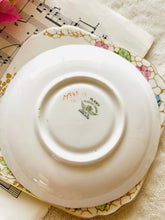Load image into Gallery viewer, Tuscan china 1940s floral teacup trio
