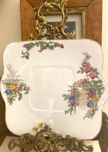 Load image into Gallery viewer, Heathcote china antique cake plate 24cm
