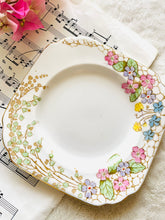Load image into Gallery viewer, Tuscan china 1940s floral teacup trio
