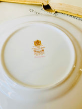 Load image into Gallery viewer, Paragon ‘country lane’ teacup trio
