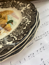 Load image into Gallery viewer, Set of 4 Royal Worcester medium sized plates ‘Game Series’
