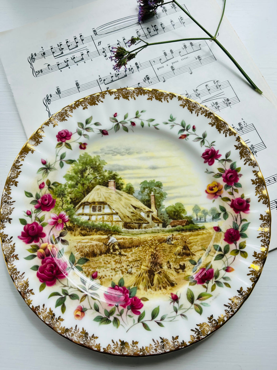 Royal Albert collectors plate ‘Four Seasons Autumn’