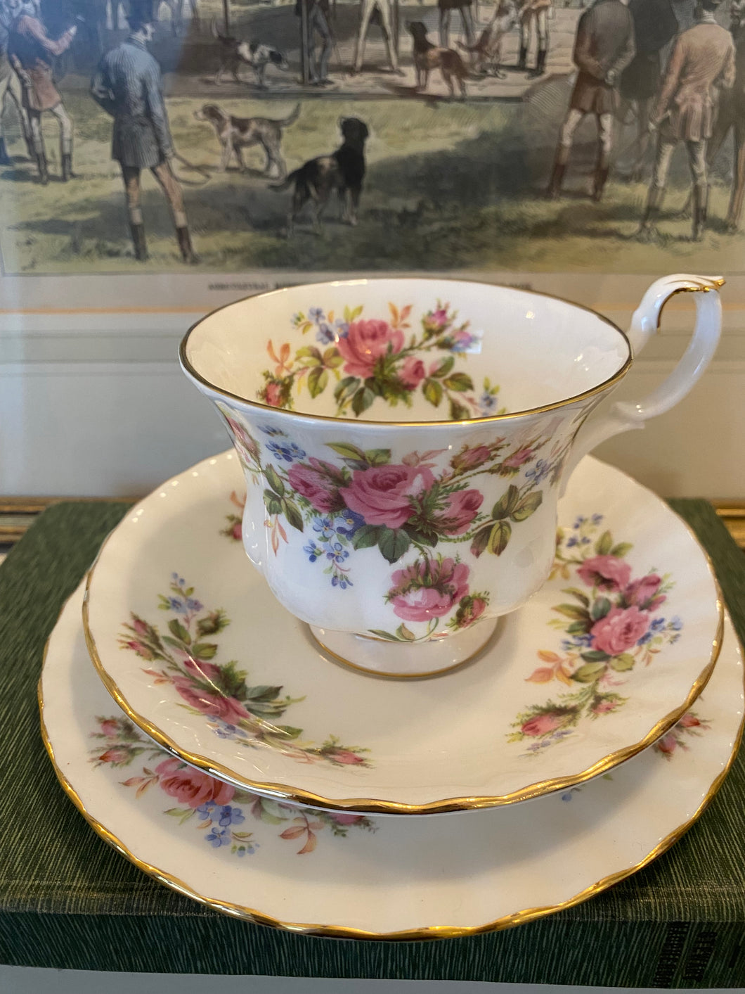 Royal Albert moss rose teacup trio