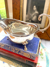 Load image into Gallery viewer, Vintage silver plated sauce boat
