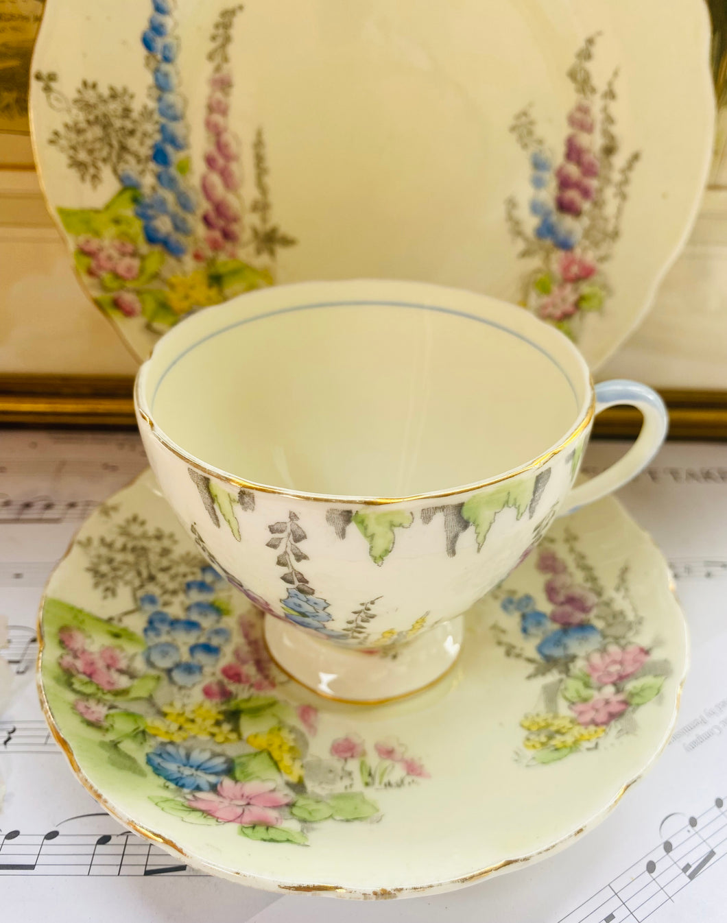 Foley china vintage 1950s teacup trio