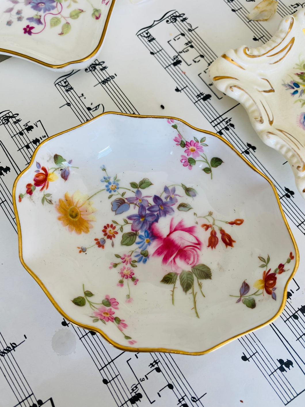 Royal Crown Derby trinket dish