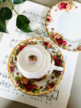 Load image into Gallery viewer, Vintage Royal Albert old country roses teacup trio ( 1962-1974 back stamp)

