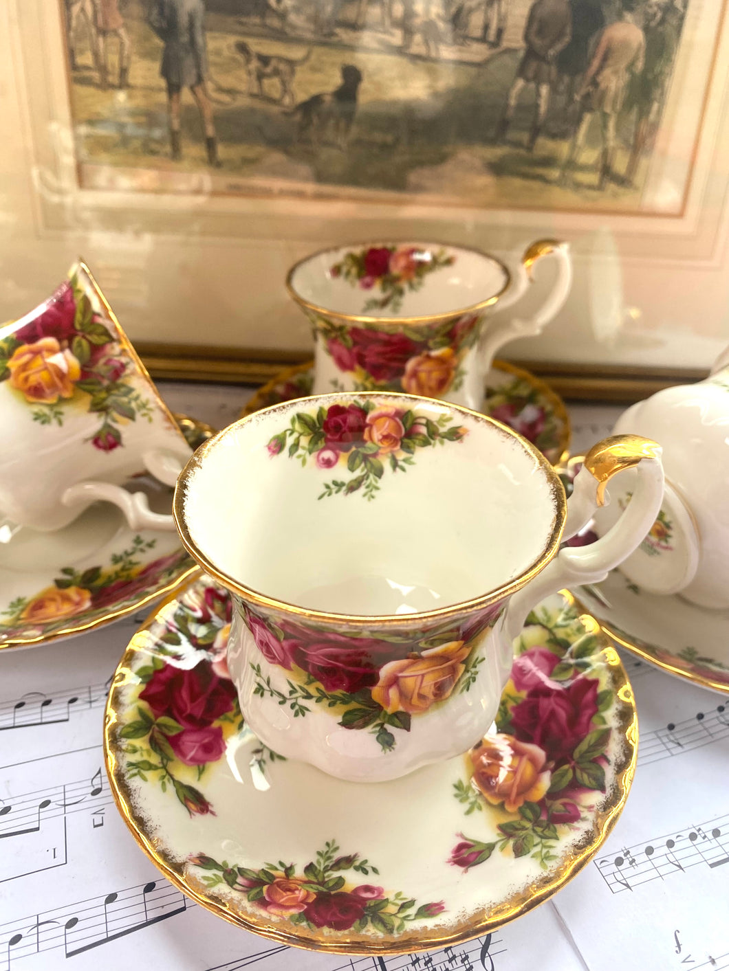 Royal Albert set of 4 old country roses coffee cups and saucers