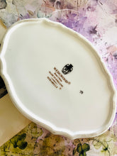 Load image into Gallery viewer, Pretty Wedgwood trinket dish 13cm by 9cm
