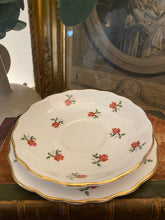 Load image into Gallery viewer, Colclough china ditsy rose teacup trio
