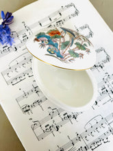 Load image into Gallery viewer, Wedgwood vintage fine bone china egg trinket box
