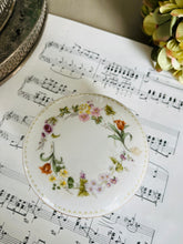 Load image into Gallery viewer, Wedgwood fine bone china trinket box
