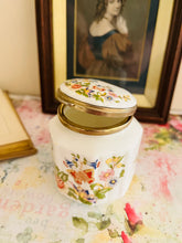 Load image into Gallery viewer, Aynsley fine bone china lidded pot 7cm high
