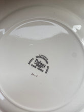 Load image into Gallery viewer, Set of 4 Royal Worcester medium sized plates ‘Game Series’
