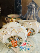 Load image into Gallery viewer, Sadler England 1950s creamer and sugar pot with lid
