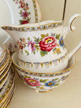 Load image into Gallery viewer, Royal Grafton teaset for 6 Malvern pattern
