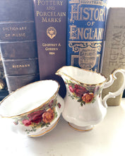 Load image into Gallery viewer, Royal Albert ‘old country roses’ milk and sugar bowl
