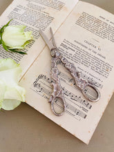 Load image into Gallery viewer, Silver plated vintage grape scissors
