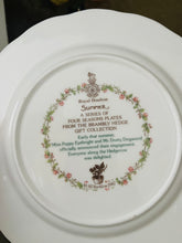 Load image into Gallery viewer, Royal Albert Bramley Hedge decorative plate Summer
