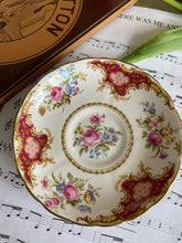 Load image into Gallery viewer, Tuscan china vintage teacup and saucer set ‘Windsor’ pattern
