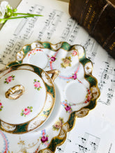 Load image into Gallery viewer, Vintage Japanese serving dish with matching central lidded pot
