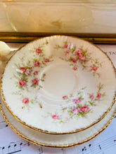 Load image into Gallery viewer, Paragon ‘victoriana rose’ teacup trio
