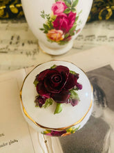 Load image into Gallery viewer, Royal Albert ‘old country roses’ trinket pot with fine bone china rose lid 6cm
