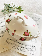 Load image into Gallery viewer, Antique hand painted tureen c1890
