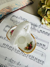 Load image into Gallery viewer, Royal Albert fine bone china decorative basket

