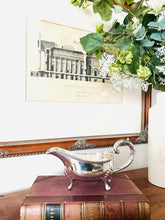 Load image into Gallery viewer, Quality vintage silver plated sauce boat
