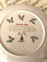 Load image into Gallery viewer, Royal Doulton Christmas plate 21cm
