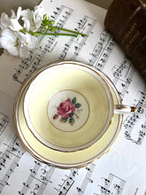 Load image into Gallery viewer, Rare and beautiful Paragon china teacup trio with double warranted backstamp
