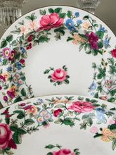 Load image into Gallery viewer, Crown Staffordshire ‘a thousand flowers’ dessert bowls x6

