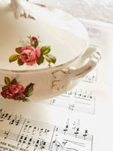 Load image into Gallery viewer, Antique hand painted tureen c1890
