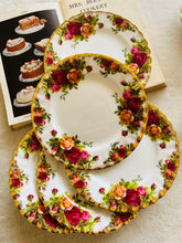Load image into Gallery viewer, Royal Albert set of 5 vintage teaplates in the old country roses pattern 1962-1974 back stamp
