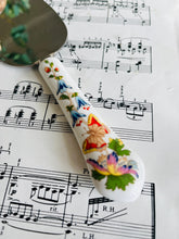 Load image into Gallery viewer, Aynsley china cake slice
