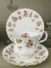 Load image into Gallery viewer, Royal Albert Teacup Trio ‘Winsome’

