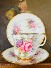 Load image into Gallery viewer, Vintage Queens china teacup trio
