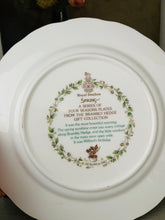 Load image into Gallery viewer, Royal Doulton Bramley Hedge decorative plate Spring
