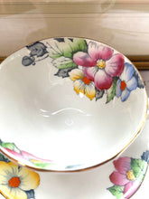 Load image into Gallery viewer, 1930s Bell China teacup and saucer set
