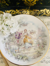 Load image into Gallery viewer, Set of 4 Royal Grafton decorative plates 22cm
