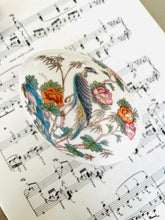 Load image into Gallery viewer, Wedgwood vintage fine bone china egg trinket box
